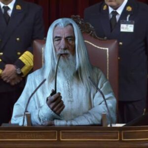 La 'crueldad' tuitera se ceba con el diputado que hoy ha presidido el Congreso