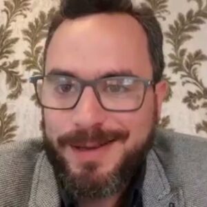 Dimite el dirigente de VOX que hizo un "tutorial" sobre el uso de burundanga: "eso que coloca a las tías; se la das y las vuelve to' locas"