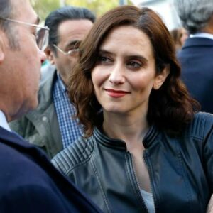 Díaz Ayuso sobre los empleos basura: "me parece que es ofensivo para el que está deseando tener ese empleo basura"