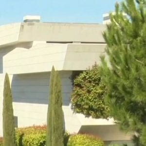 Silencio mediático ante la lujosa mansión a precio de chollo de Albert Rivera
