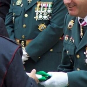 El Gobierno compra medallas para la Guardia Civil por un importe de 400.000 euros