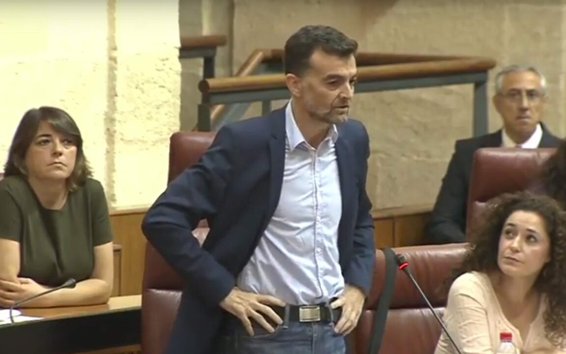 Antonio Maíllo deja la política y vuelve a su trabajo como profesor de latín en un instituto