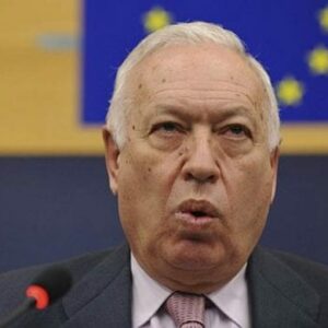 Hacienda trinca, además de Margallo, a otros dos eurodiputados del PP haciéndose belgas fiscalmente