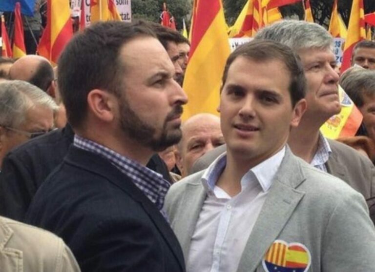 Ciudadanos se abraza a VOX y PP allá donde pueden tocar poder