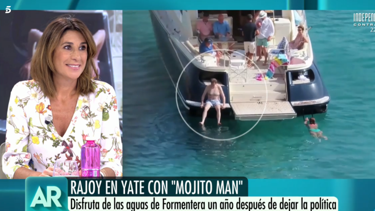 Pilar García de la Granja comenta el físico de M. Rajoy bañándose junto a un yate: "Está fenomenal... Se lo ha ganado."