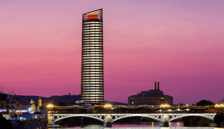 Muere el arquitecto César Pelli, padre de Torre Sevilla
