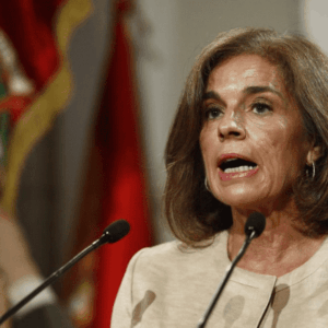 PP y Cs no recurrirán la absolución de Botella por la venta de 1.860 viviendas públicas a fondos buitre