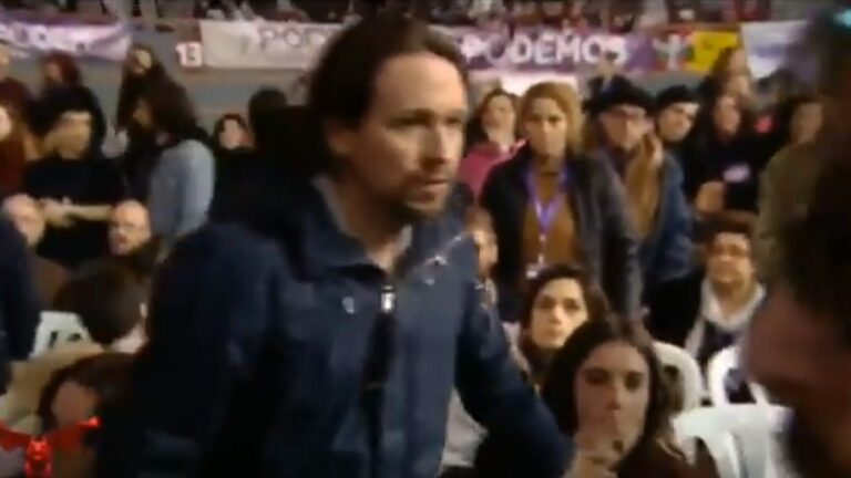 La verdad sobre el vídeo falso en el que Iglesias "manda callar" a Montero que deja en evidencia a la derecha mediática