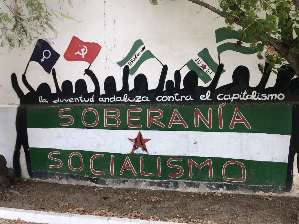 Dibujo en apoyo a la soberanía andaluza en las calles de Marinaleda - Foto: Elias Villadiego