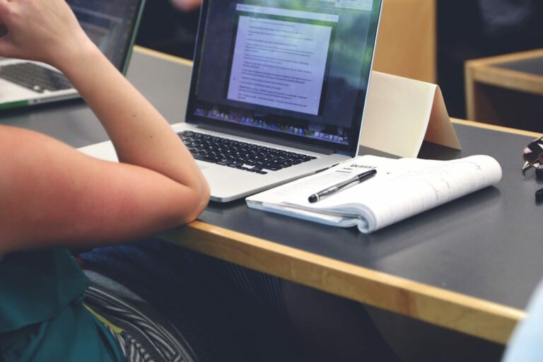 Máster online: el acceso a la educación virtual de calidad