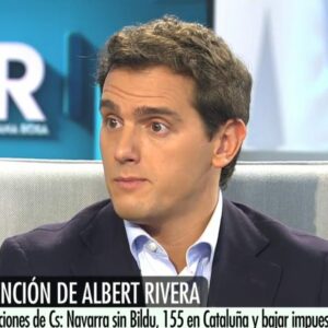Rivera da otro volantazo y pide una reunión "urgente" con Sánchez tras las encuestas del CIS
