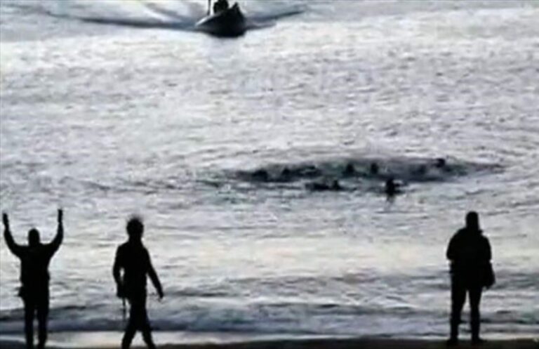 La magistrada ve indicios para imputar a 16 guardias civiles por las muertes de 15 migrantes en 2014