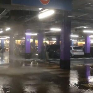 Desastre en el preestreno del centro comercial Lagoh, el mas ambicioso de la historia de Sevilla