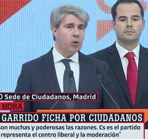¿Culebrón en el trifachito? Garrido fue quien sembró sospechas por el contrato de 102.000 euros del padre de Aguado