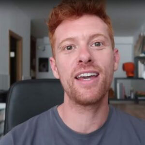 Un youtuber español te cobra 3.400 euros por un 'máster' "para ser feliz"