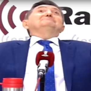 Jiménez Losantos llama "barco negrero" al Open Arms y a su tripulación "sujetos despreciables"