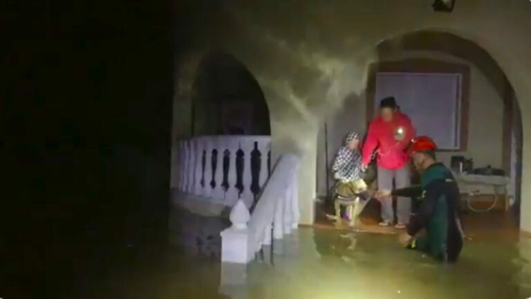 El CM de la Guardia Civil se flipa con un tuit religioso sobre las inundaciones
