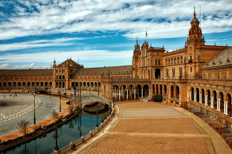 Sevilla se llena de ofertas de ocio urbano