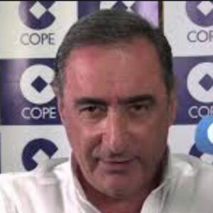 Herrera califica el 'unboxing' de la momia de cursi, zafio, obsceno y de "show", como Rivera, VOX y los Franco