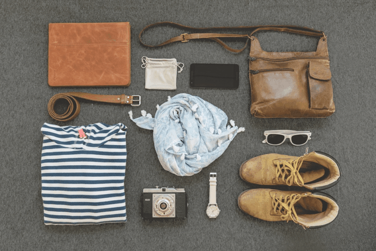 Las últimas tendencias en moda se pueden elegir en catálogos por Internet