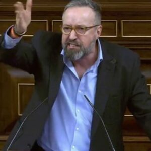 Le hablan de "coca" a Girauta y responde: "Se la metió toda tu madre"
