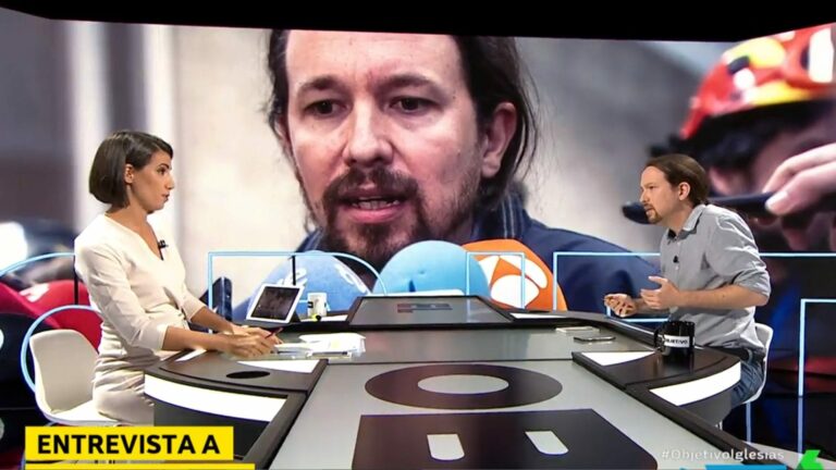Acusan a Ana Pastor de no ser 'Newtral' ni objetiva con Pablo Iglesias y su denuncia del periodismo mercenario