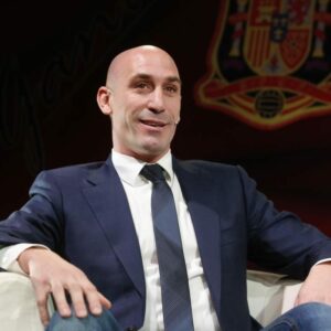 Rubiales amenaza con denunciar a RTVE por no querer emitir la Supercopa