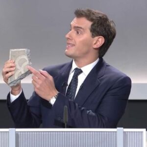 Albert Rivera dimite y deja la política