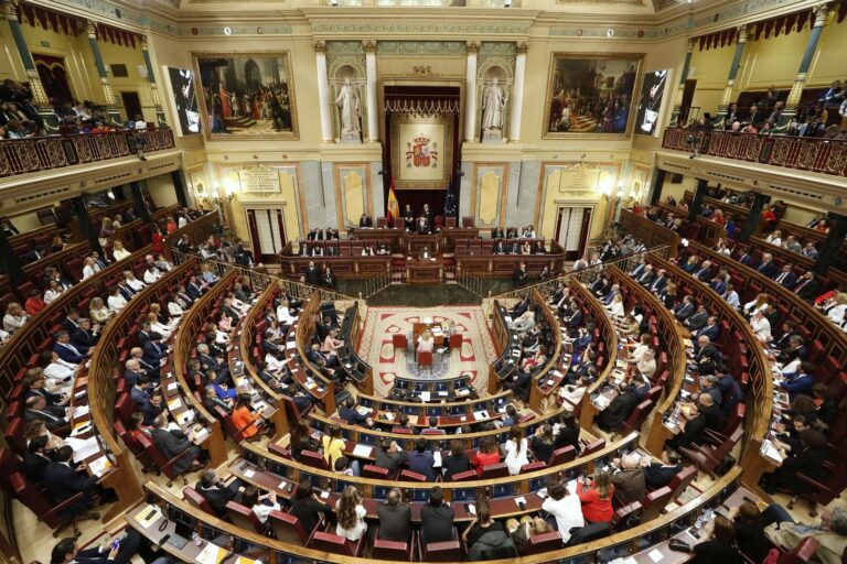 Las últimas tres encuestas dan la victoria al trifachito, una a la izquierda