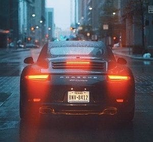 Una manera segura de adquirir un coche de lujo en España