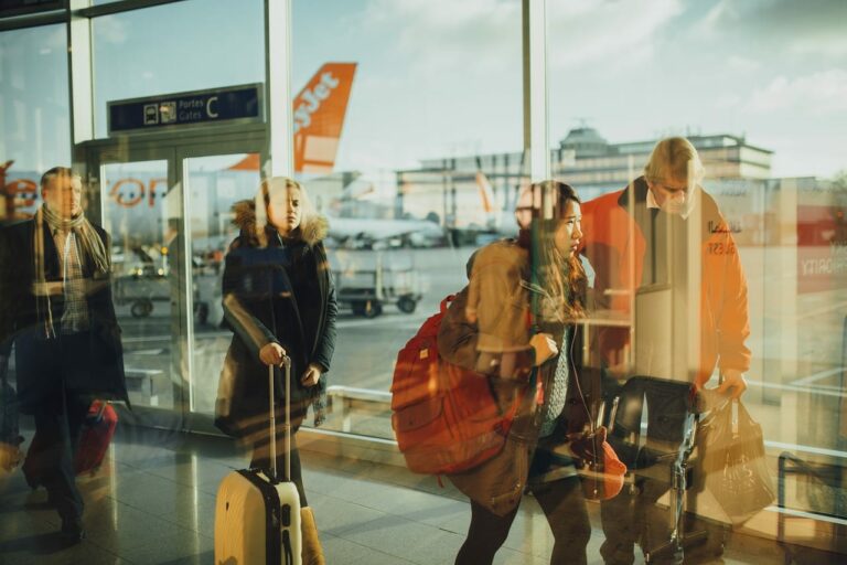 Sin problemas con el equipaje de mano para viajar en avión. Las medidas de maletas de cabina