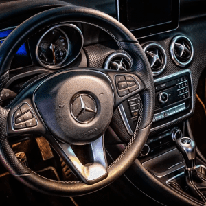 Los vehículos de motor y todo aquello de importancia que los rodea