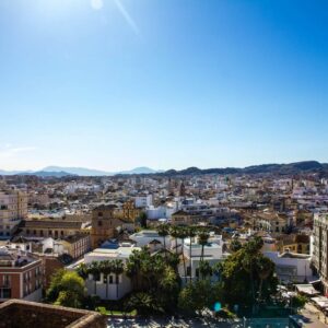 Todas las visitas y actividades que no te puedes perder en un viaje a Málaga
