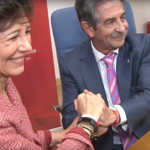 El Banco Santander podría haber influenciado en el voto del partido de Revilla durante la investidura