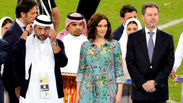 El Atlético de Madrid pagó el viaje de Isabel Díaz Ayuso a la dictadura saudí