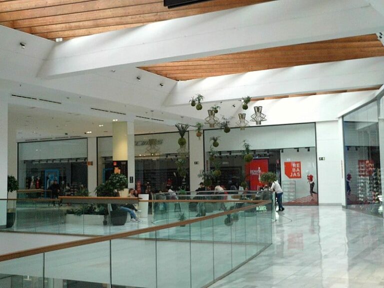 Centro Comercial Los Arcos, un referente en Sevilla