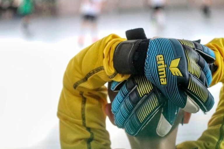 Guantes de portero para niños deben ser cómodos y de calidad