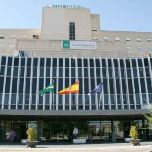 Un alumno del Colegio Altair ingresa en el Hospital de Valme aquejado de meningitis