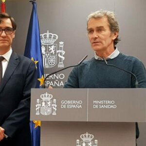El Gobierno afirma que en España "no hay coronavirus" y que la alarma es exagerada