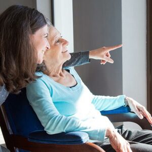 ¿Cómo se puede mejorar la calidad de vida de las personas mayores?