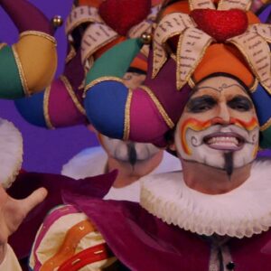 La comparsa ganadora en Cádiz critica la monarquía y defiende a los menas