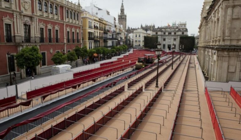 Las cofradías y el arzobispo de Sevilla piden al iluminado del alcalde que suspenda la Semana Santa