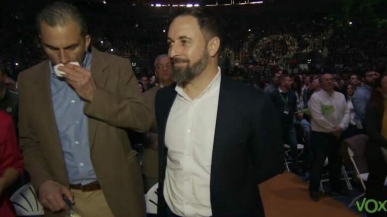 Santiago Abascal anuncia que también ha sido contagiado por el coronavirus