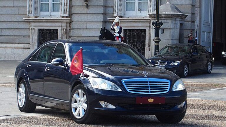 El nuevo vehículo para la Familia Real costó 454.500 euros