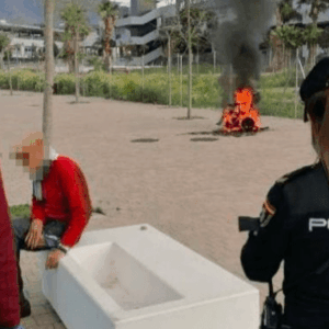 La Policía Nacional evita que un anciano se suicide en Estepona