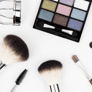 Los mejores secretos que puedes aprender en un curso de maquillaje