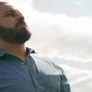 Hungría desmiente a Santiago Abascal: no han repartido mascarillas a toda la población