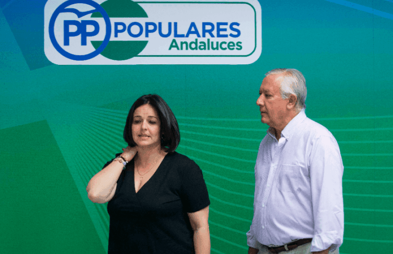 Virginia Pérez, presidenta de PP de Sevilla, enseña cómo adoctrina a sus hijos