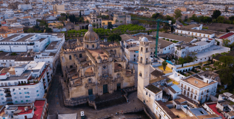 Detienen a un sacerdote de Jerez acusado de pederastia