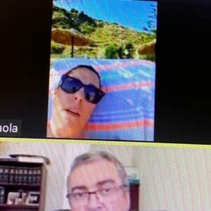 La concejala del PP que asistió a un Pleno desde la playa nos anuncia que no cobrará las dietas